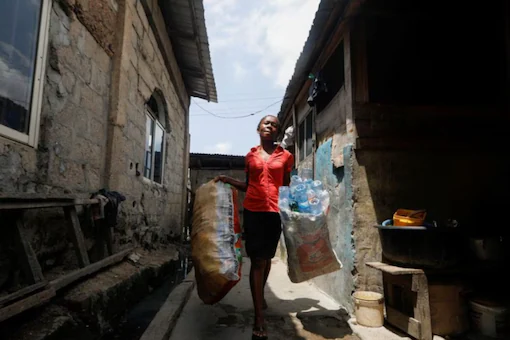 Nigerian Parents Pay School Bills With Recyclable Waste