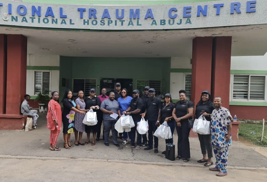 Rotary lawyers’ Fellowship donate hygiene kits to National Hospital trauma centre